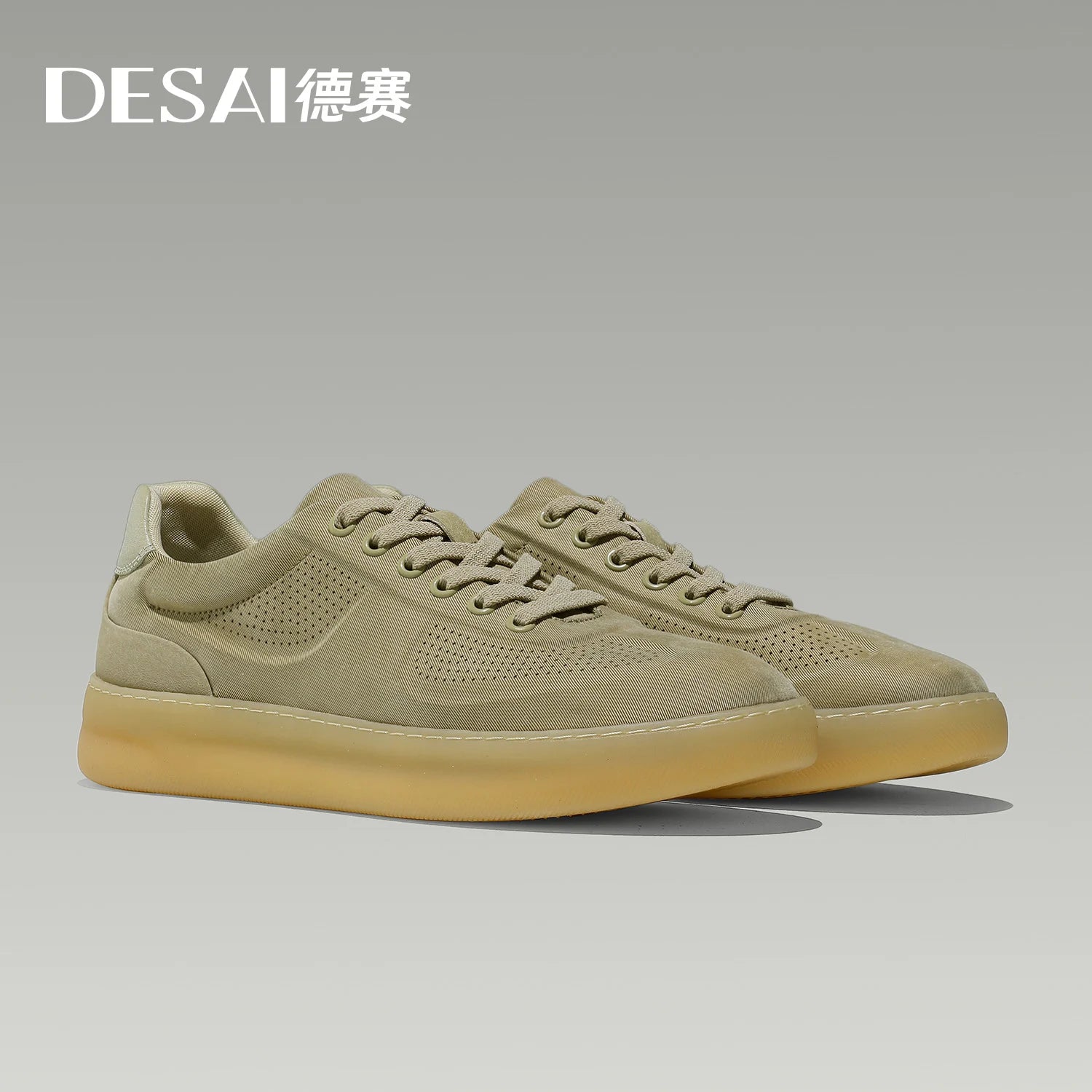 DESAI Thin and breathable casual canvas shoes with a soft sole; fashionable and lightweight sports shoes.