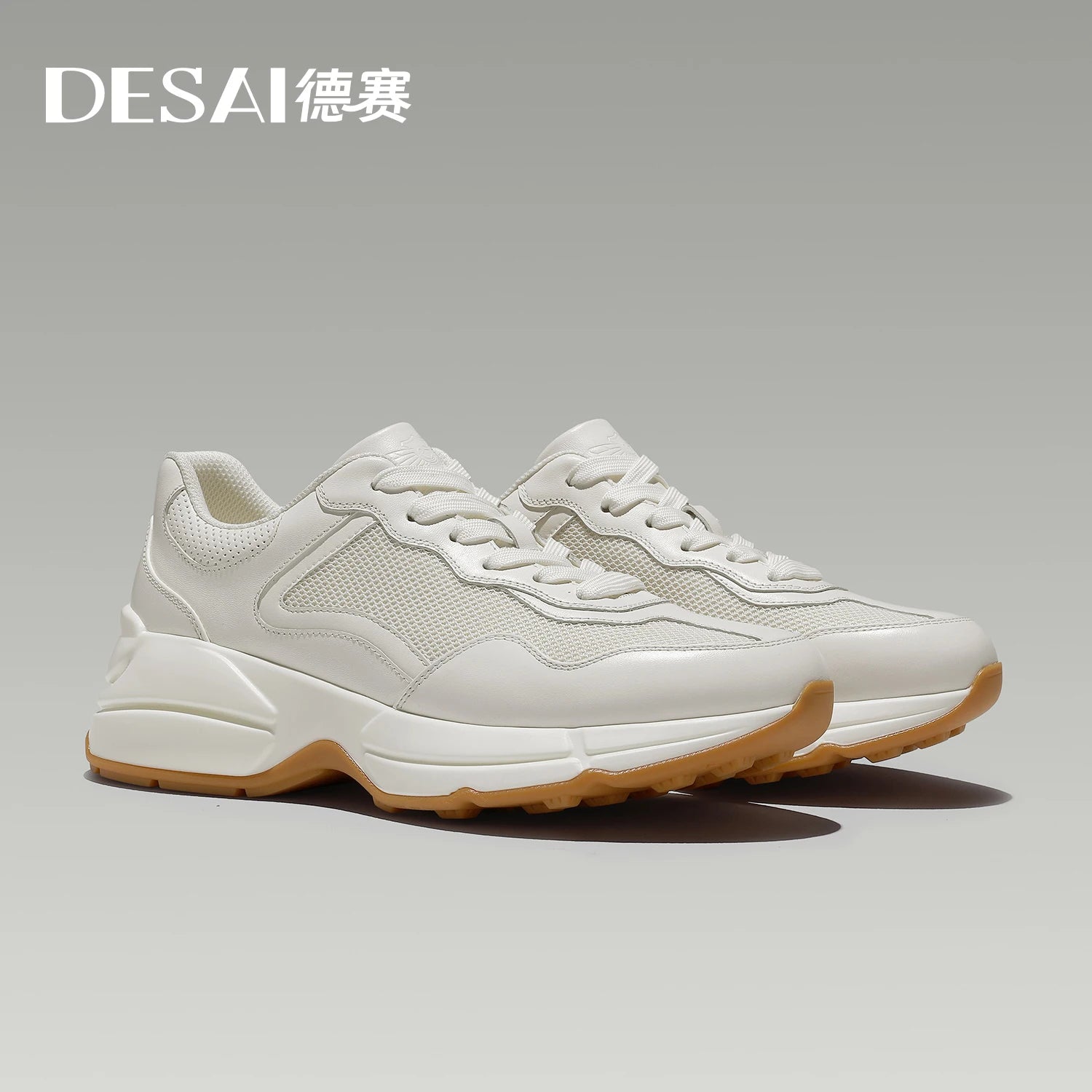 DESAI Lightweight breathable men's sports shoes with low-cut design for height enhancement versatile for running and casual wear