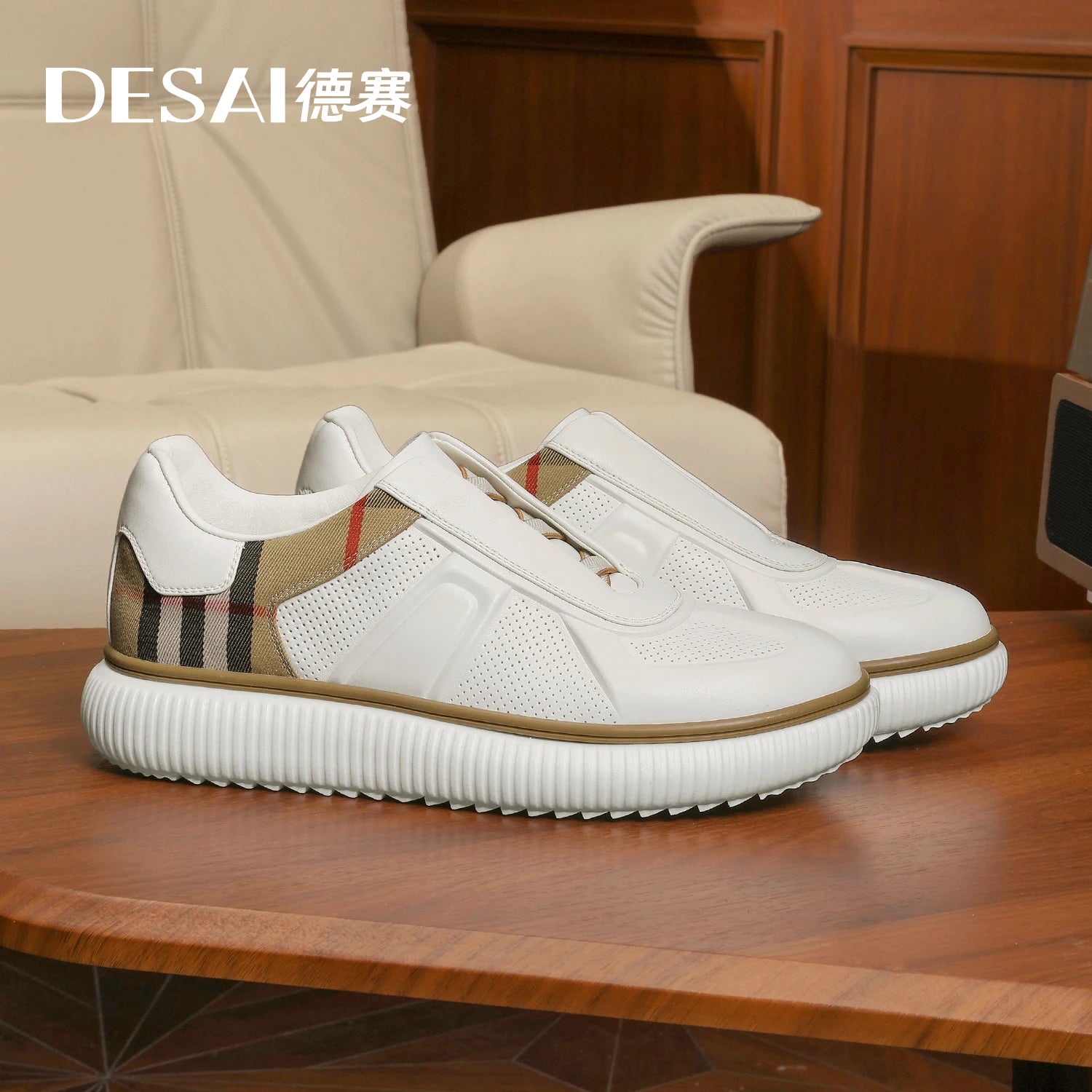 DESAI Soft sole sports plimsolls slip-on breathable perforated men's casual shoes