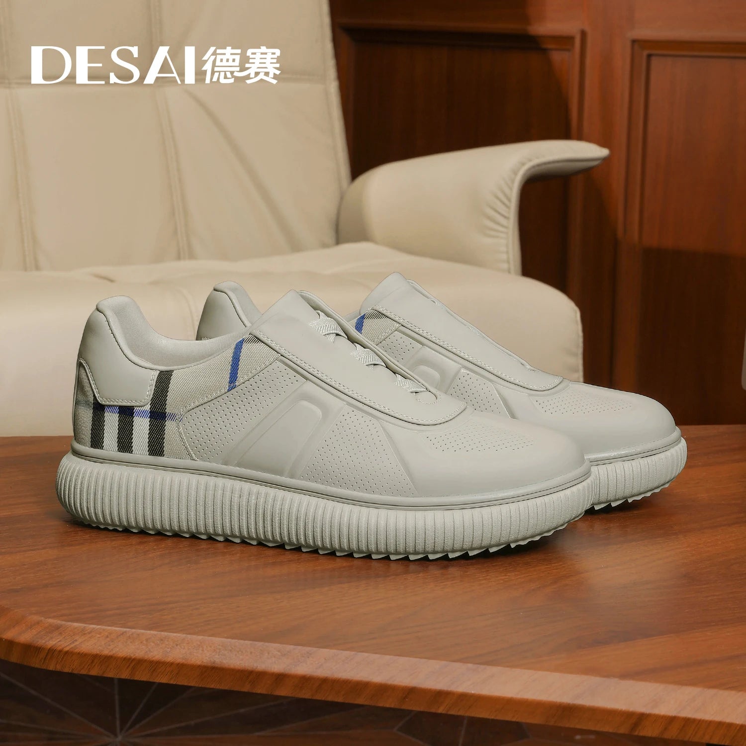 DESAI Soft sole sports plimsolls slip-on breathable perforated men's casual shoes