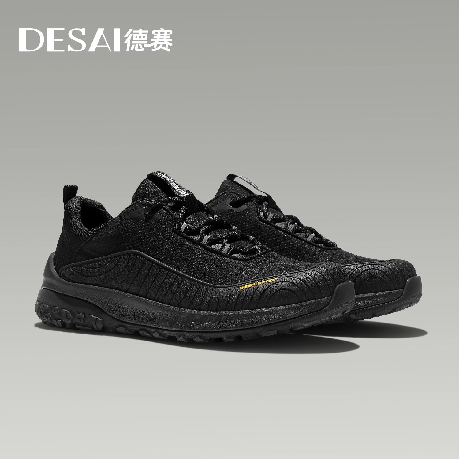 DESAI Waterproof versatile outdoor shoes for men; fashionable sports running lightweight casual shoes.